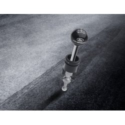 Sportsgearskifte, st med sort kulfiber gearknop og Ford Performance logo.