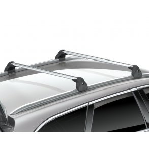 Tagbjler, stationcar med fabriksmonterede tagrlinger, lgges i bilen.