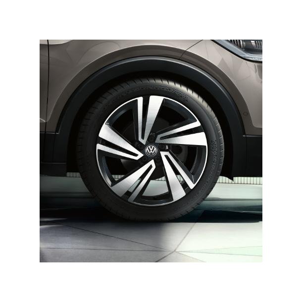 18" VW Nevada aluflge med 215/45R18 Hankook sommerdk
